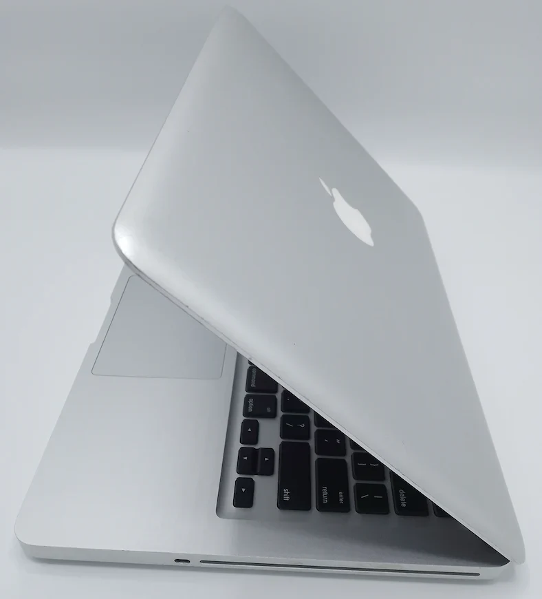 Apple Macbook Pro 2012 Core i5 13 inch 4GB RAM 256 GB SSD Cycle count 379 screen shade with charger - Image 2