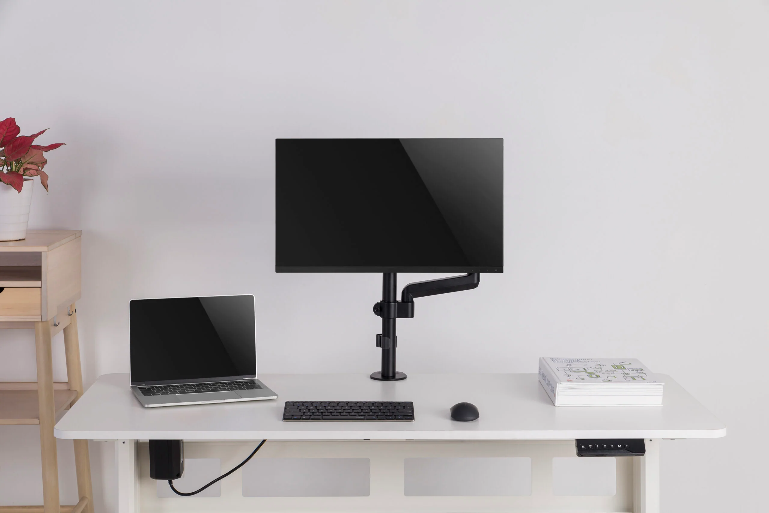 MXG LED Stand PMA-12 Single Monitor Pole-Mounted Spring-Assisted Monitor Arm - Image 7