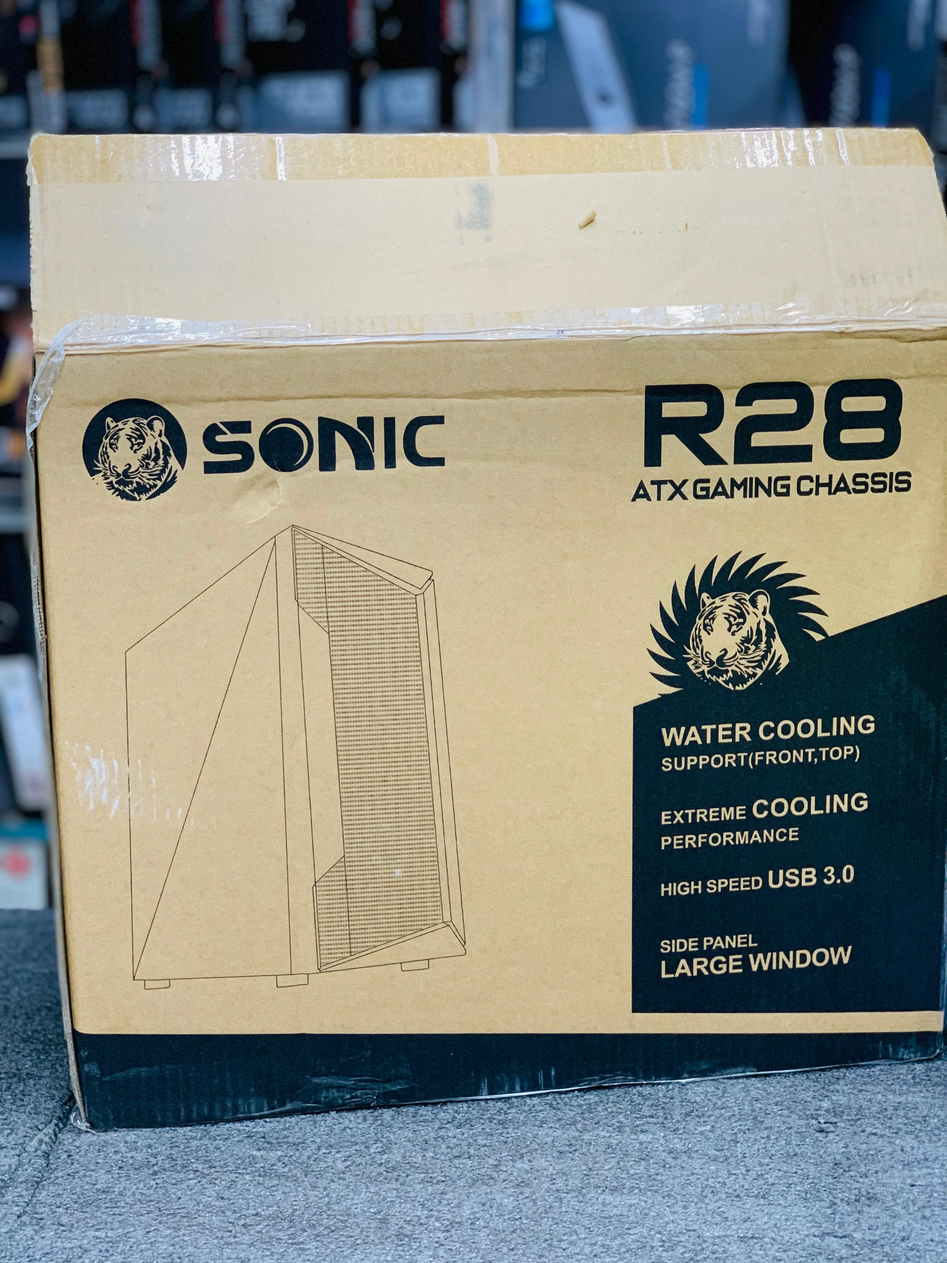 Sonic Casing R28 White 3 RGB Fans - Image 7